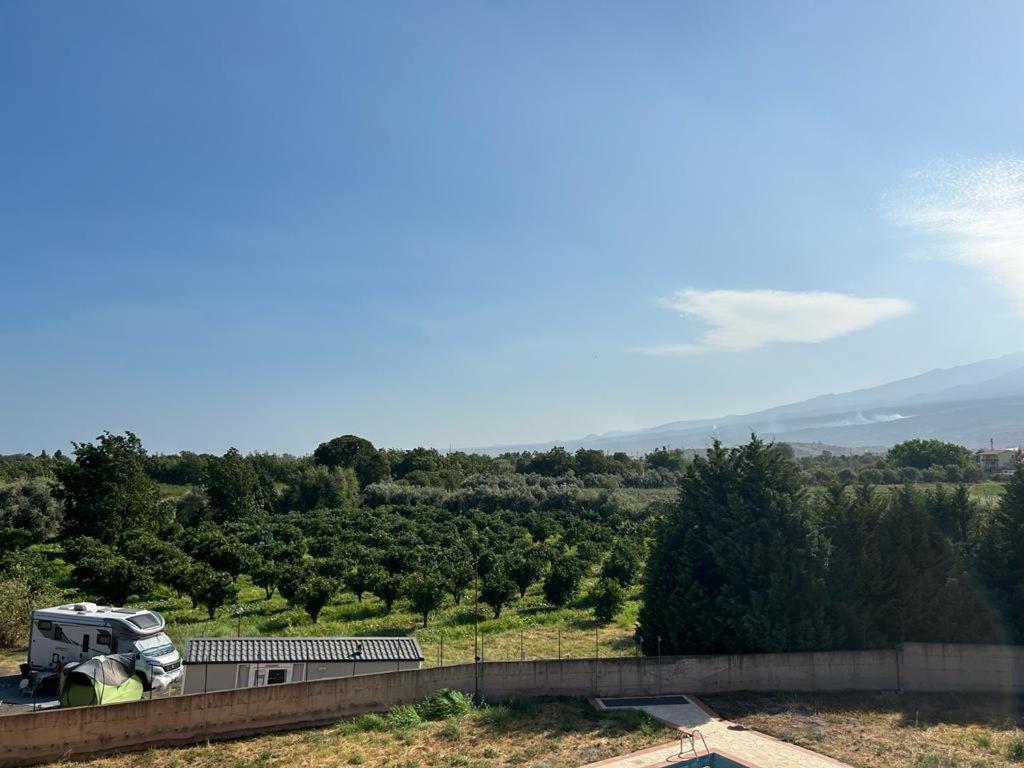 Nina Apartament Giardini Naxos Con Posto Auto Luaran gambar